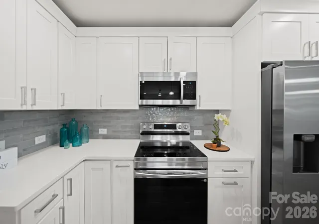 5th image of 1041 Watts Dr, Charlotte, NC 28216 | MLS# 4411321