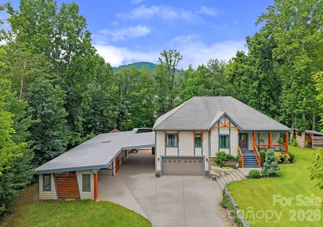 Photo 2 of Single family home for sale at 38 Little Forest Dr, Asheville, NC 28806 | MLS# 4411326 | Listing updated on 2026-09-28