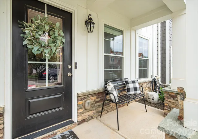Photo 3 of Townhouse for sale at 30 Walnut Springs Dr, Asheville, NC 28804 | MLS# 4411340 | Listing updated on 2026-08-10