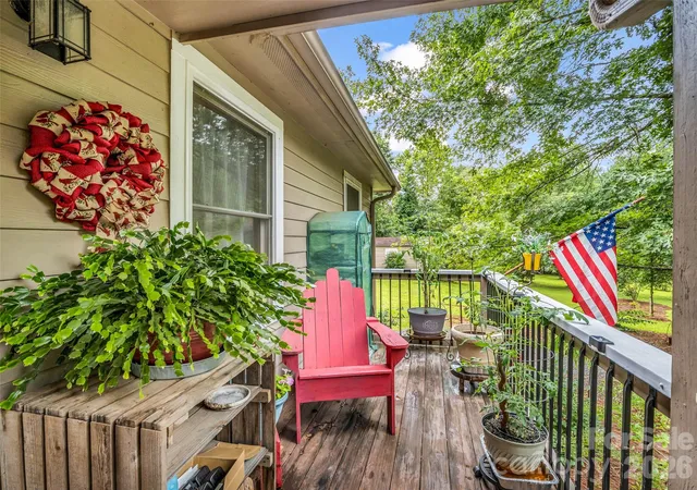 5th image of 412 Whitestone Cir, Union Mills, NC 28167 | MLS# 4411352