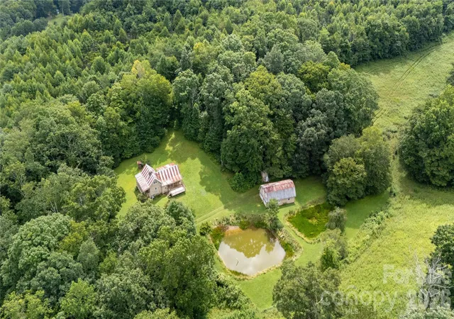 Photo 2 of Single family home for sale at 2027 Stamey Branch Rd, Newland, NC 28657 | MLS# 4411360 | Listing updated on 2026-08-18