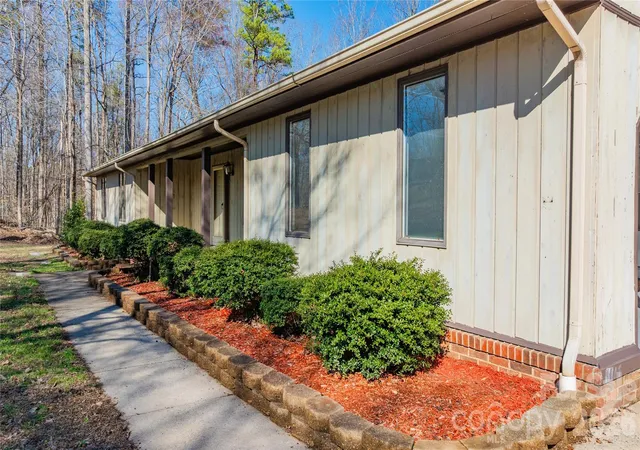 5th image of 682 Cecil St, Thomasville, NC 27360 | MLS# 4411361