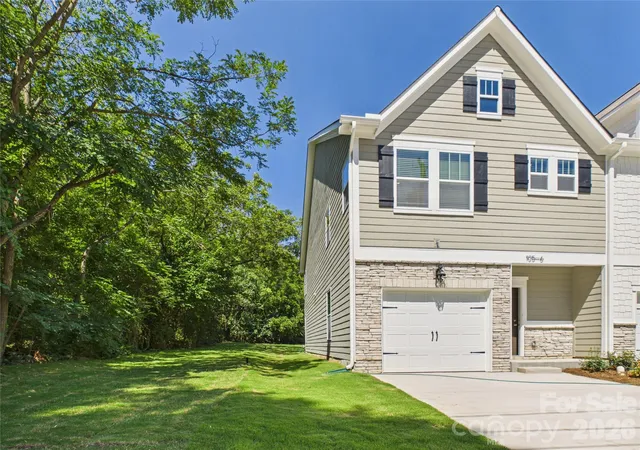 Photo 1 of Townhouse for sale at 105 Dilling St N #06, Kings Mountain, NC 28086 | MLS# 4411364 | Listing updated on 2026-10-03