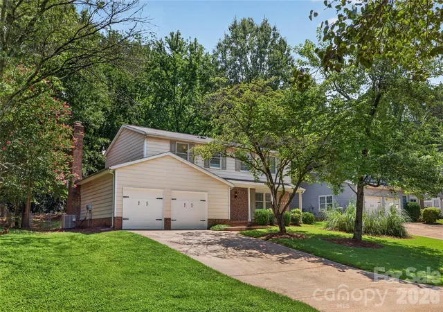 Photo 34 of Single family home for sale at 9524 Robert Burns Ct, Charlotte, NC 28213 | MLS# 4411368 | Listing updated on 2026-08-08