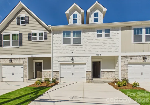 Photo 1 of Townhouse for sale at 105 N Dilling St #05, Kings Mountain, NC 28086 | MLS# 4411371 | Listing updated on 2026-09-18