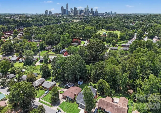 Photo 44 of Single family home for sale at 1524 Newcastle St, Charlotte, NC 28216 | MLS# 4411392 | Listing updated on 2026-09-07