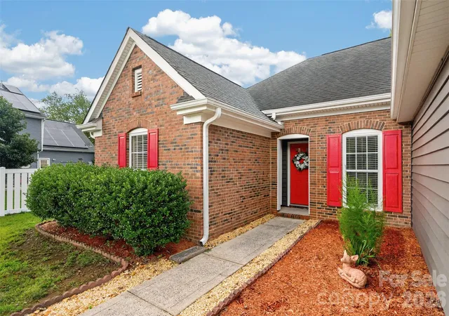 2nd image of 8424 Hirsch Dr, Charlotte, NC 28277 | MLS# 4411404