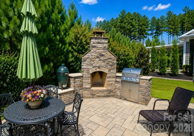 Photo 3 of Single family home for sale at 1017 Dali Blvd, Mount Holly, NC 28120 | MLS# 4411413 | Listing updated on 2026-10-04