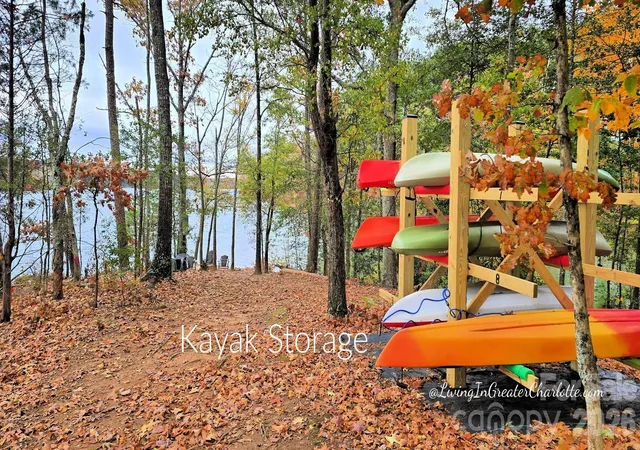 Photo 3 of Single family home for sale at 1017 Dali Blvd, Mount Holly, NC 28120 | MLS# 4411413 | Listing updated on 2026-10-04