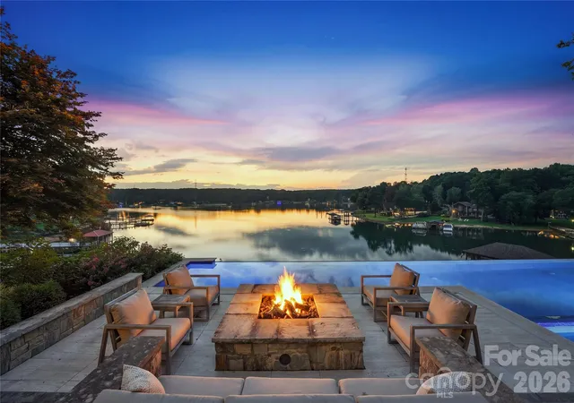 5th image of 125 Quiet Waters Dr, Mooresville, NC 28117 | MLS# 4411417