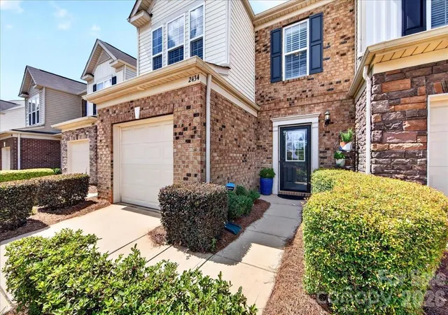 Photo 3 of Townhouse for sale at 2434 Royal York Ave, Charlotte, NC 28210 | MLS# 4411418 | Listing updated on 2026-08-14