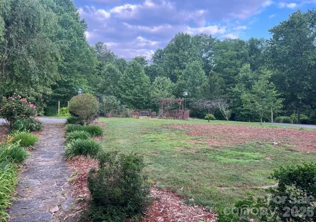 4th image of 325 Ewbank Rd, Etowah, NC 28729 | MLS# 4411444