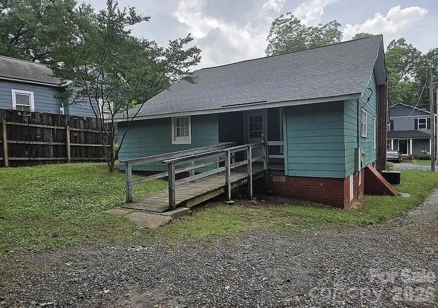 Photo 1 of Single family home for sale at 578 Harris St NW, Concord, NC 28025 | MLS# 4411454 | Listing updated on 2026-09-22
