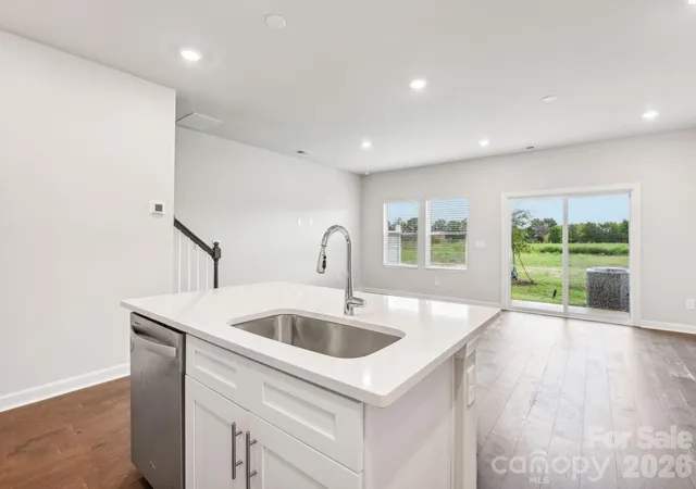 4th image of 9041 Foggy Brook Loop, Charlotte, NC 28216 | MLS# 4411468