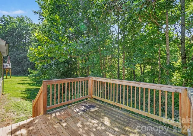 17th image of 1548 Mayfair Dr, Conover, NC 28613 | MLS# 4411480