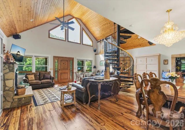 Photo 4 of Single family home for sale at 2533 Coopers Crk Rd, Bryson City, NC 28713 | MLS# 4411492 | Listing updated on 2026-09-03