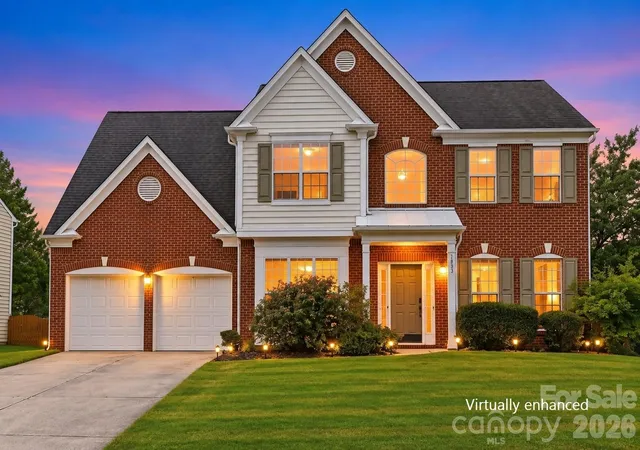 Photo 1 of Single family home for sale at 7633 Rathburn Ln, Charlotte, NC 28277 | MLS# 4411493 | Listing updated on 2026-09-29