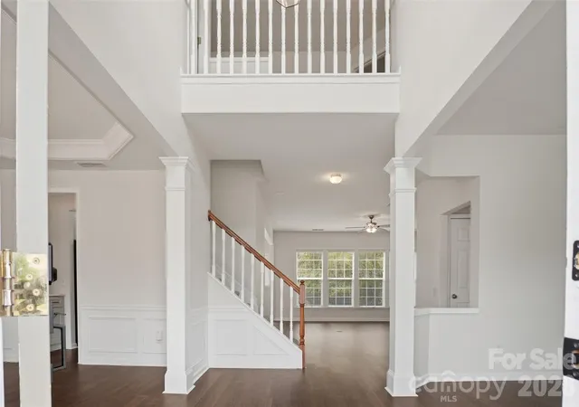 Photo 4 of Single family home for sale at 7633 Rathburn Ln, Charlotte, NC 28277 | MLS# 4411493 | Listing updated on 2026-09-29