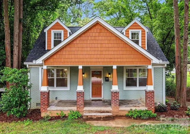 1st image of 2019 Dalehurst Dr, Charlotte, NC 28205 | MLS# 4411501