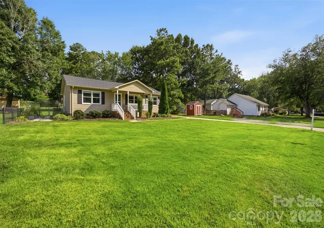 Photo 3 of Single family home for sale at 165 Obrien Pl Sw, Concord, NC 28025 | MLS# 4411507 | Listing updated on 2026-08-19