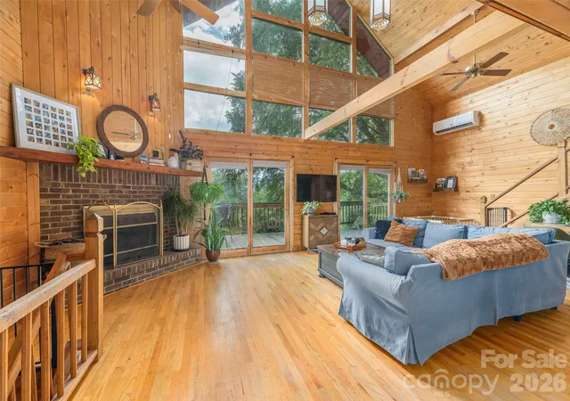 2nd image of 215 Hall Top Rd, Waynesville, NC 28786 | MLS# 4411511