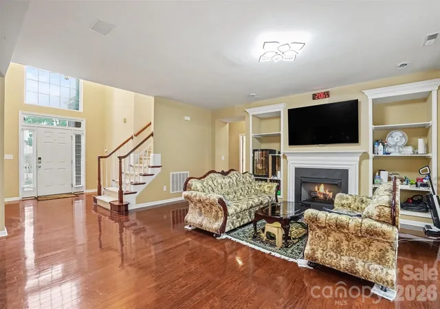 5th image of 4106 Barclay Forest Dr, Charlotte, NC 28213 | MLS# 4411518