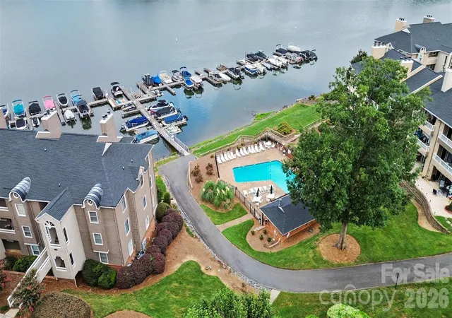 2nd image of 9817 Emerald Pt Dr, Charlotte, NC 28278
