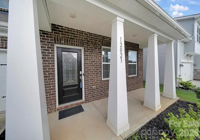 Photo 3 of Single family home for sale at 12023 Bishop Castle Dr #720, Charlotte, NC 28273 | MLS# 4411579 | Listing updated on 2026-09-23