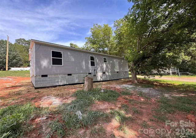 2nd image of 34 S Gaither Ave, Newton, NC 28658 | MLS# 4411589