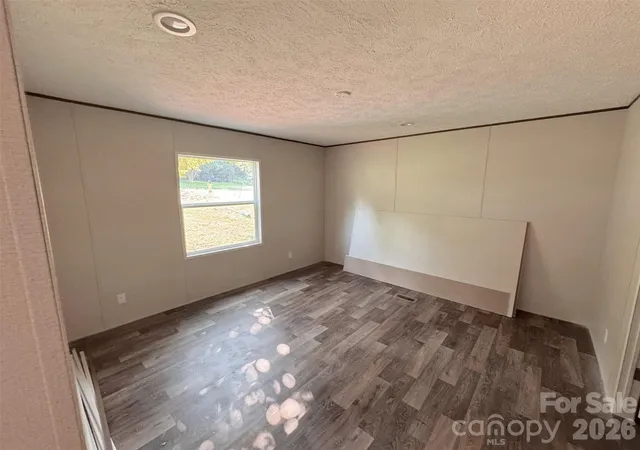 4th image of 34 S Gaither Ave, Newton, NC 28658 | MLS# 4411589