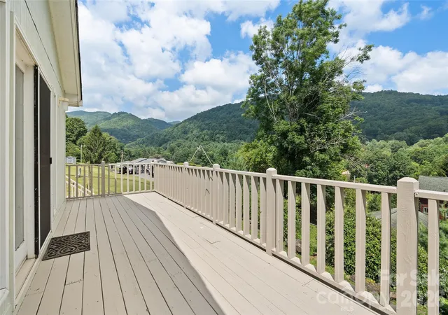 3rd image of 30 Hillcrest Rd, Maggie Valley, NC 28751 | MLS# 4411601