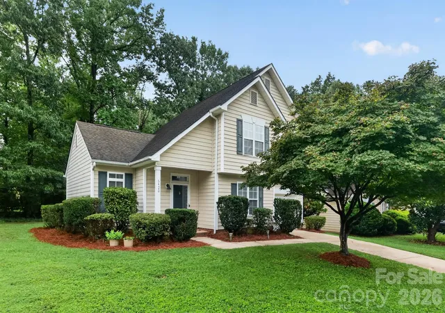 Photo 1 of Single family home for sale at 6420 Spanish Moss Ln, Charlotte, NC 28262 | MLS# 4411608 | Listing updated on 2026-08-07