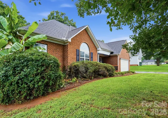 2nd image of 359 Linsbury Ct, Gastonia, NC 28056 | MLS# 4411609