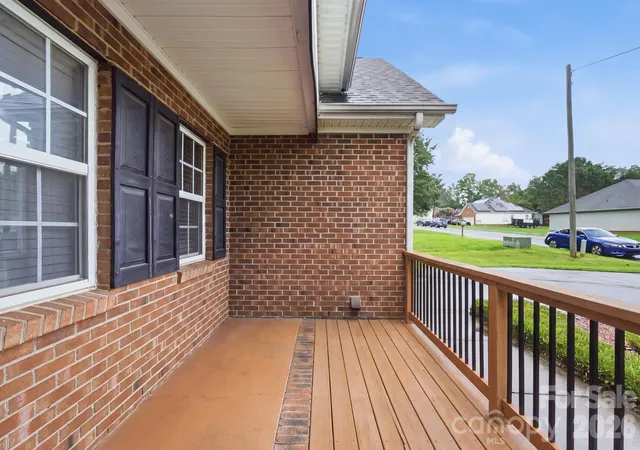 4th image of 359 Linsbury Ct, Gastonia, NC 28056 | MLS# 4411609