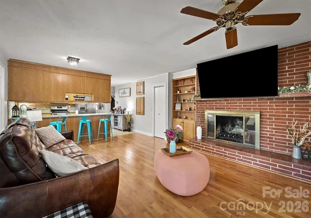 5th image of 1009 Randolph Cir Se, Lenoir, NC 28645 | MLS# 4411611