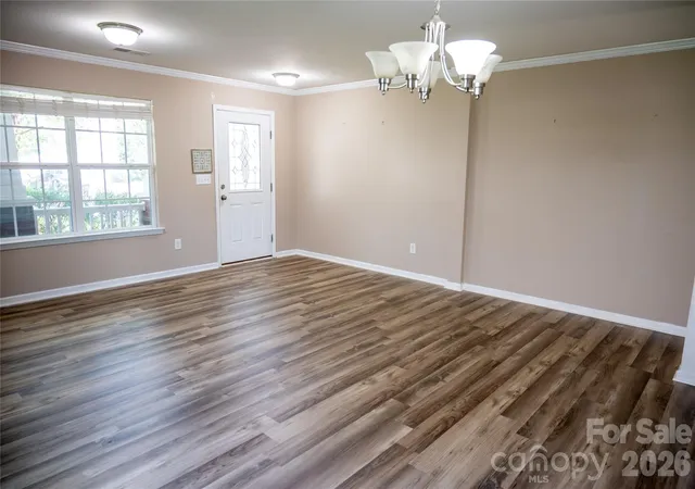 Photo 4 of Single family home for sale at 9702 Pond Vista Ct, Charlotte, NC 28216 | MLS# 4411625 | Listing updated on 2026-09-06