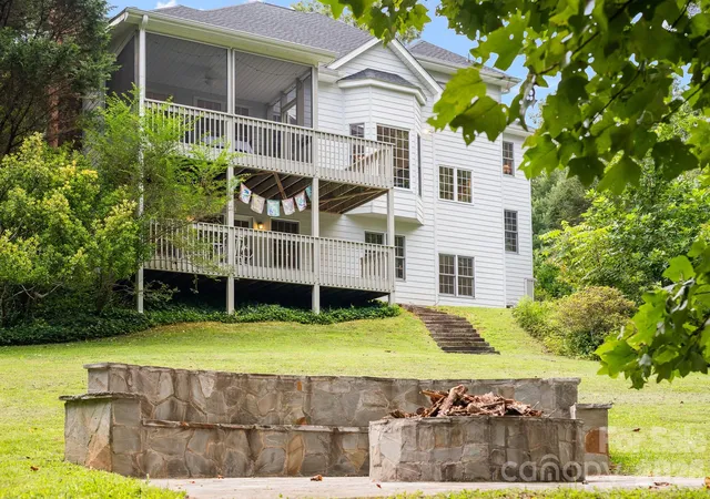 3rd image of 210 Clear Vista Cir, Asheville, NC 28805 | MLS# 4411634