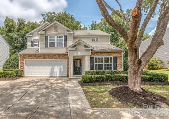 Photo 1 of Single family home for sale at 10326 Haddington Dr Nw, Charlotte, NC 28269 | MLS# 4411635 | Listing updated on 2026-09-26