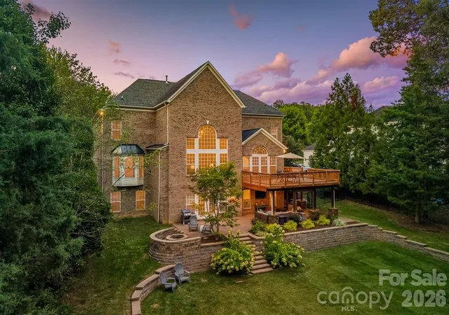 Photo 3 of Mansion for sale at 7315 Yellowhorn Trl, Waxhaw, NC 28173 | MLS# 4411651 | Listing updated on 2026-10-05