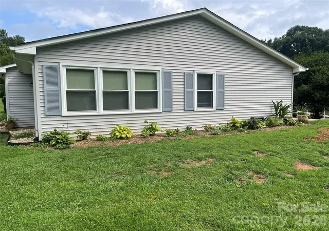 4th image of 111 Holly Ct, Bostic, NC 28018 | MLS# 4411655