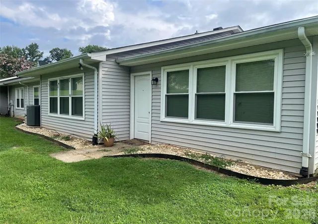 5th image of 111 Holly Ct, Bostic, NC 28018 | MLS# 4411655
