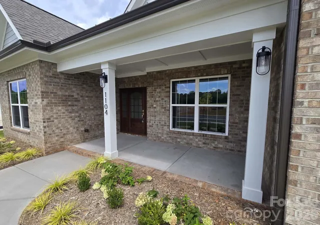 Photo 3 of Single family home for sale at 1104 Piper Meadows Dr, Waxhaw, NC 28173 | MLS# 4411667 | Listing updated on 2026-08-26