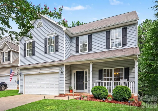Photo 3 of Single family home for sale at 7218 Cascading Pines Dr, Fort Mill, SC 29708 | MLS# 4411694 | Listing updated on 2026-09-07