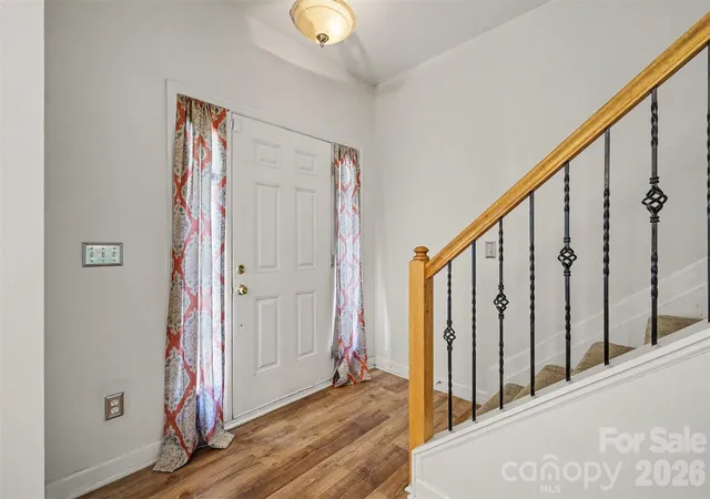 Photo 4 of Single family home for sale at 7218 Cascading Pines Dr, Fort Mill, SC 29708 | MLS# 4411694 | Listing updated on 2026-09-07