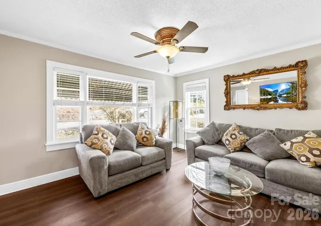 5th image of 430 Arlington Cir Nw, Lenoir, NC 28645 | MLS# 4411712
