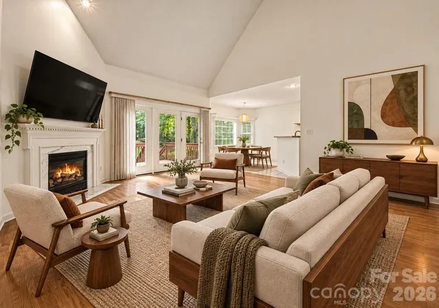 Photo 3 of Single family home for sale at 1928 Twin Ponds Dr, Hickory, NC 28602 | MLS# 4411717 | Listing updated on 2026-10-08