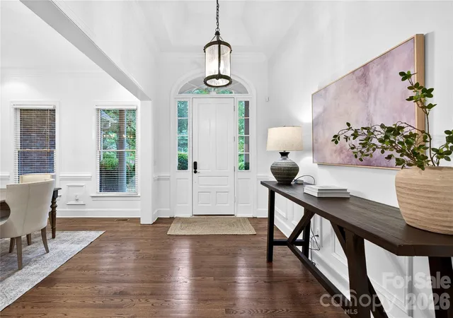 Photo 3 of Single family home for sale at 6424 Antioch Ct, Matthews, NC 28104 | MLS# 4411725 | Listing updated on 2026-08-23