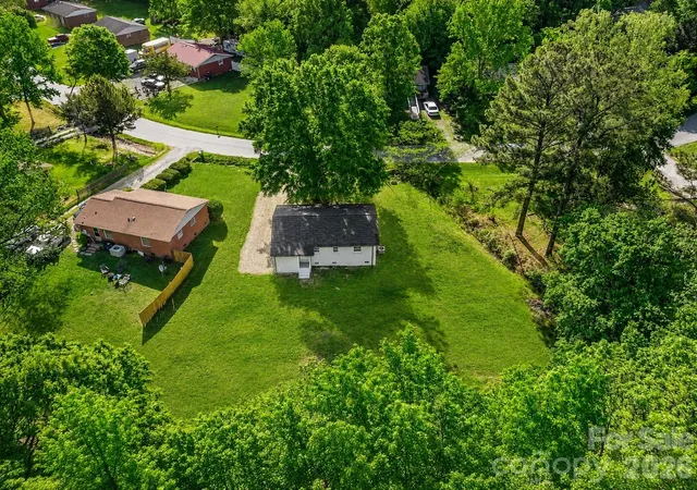 13th image of 432 Spring Hill Rd, Matthews, NC 28104 | MLS# 4411729
