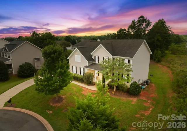 1st image of 1004 Hawker Rd, Matthews, NC 28104 | MLS# 4411741