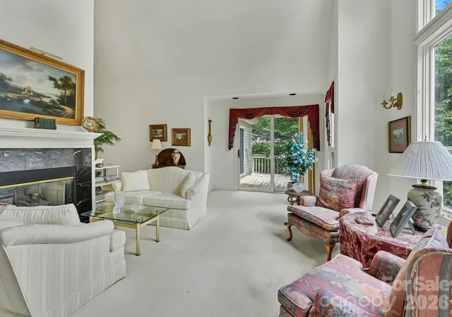 5th image of 101 Valley Hill Dr, Hendersonville, NC 28791 | MLS# 4411747